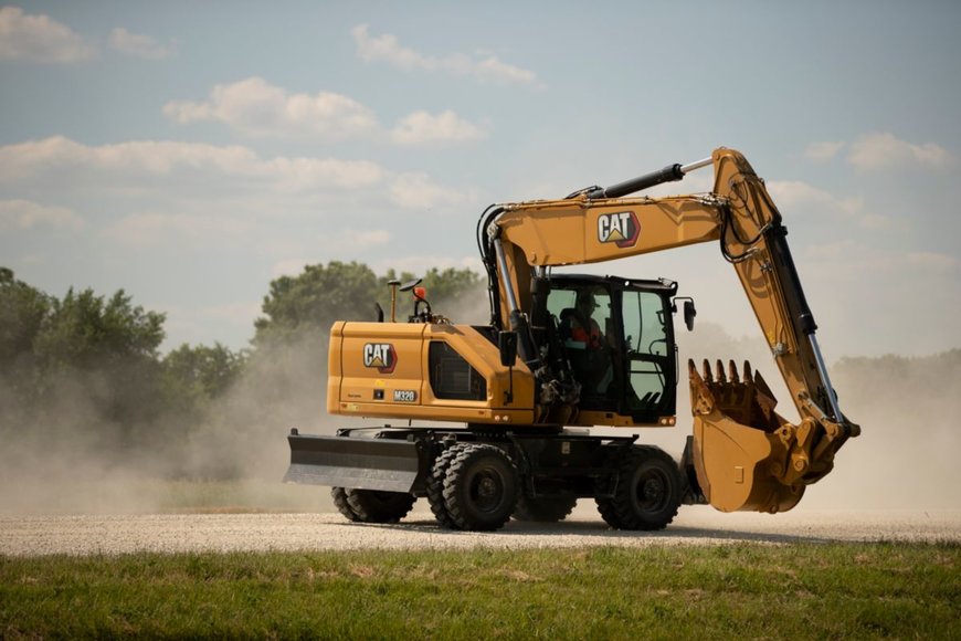 BUILT FOR PERFORMANCE, THE NEW CAT® M320 WHEELED EXCAVATOR OFFERS MORE SWING TORQUE, A LONGER WHEELBASE AND EXTENDED SERVICE INTERVALS